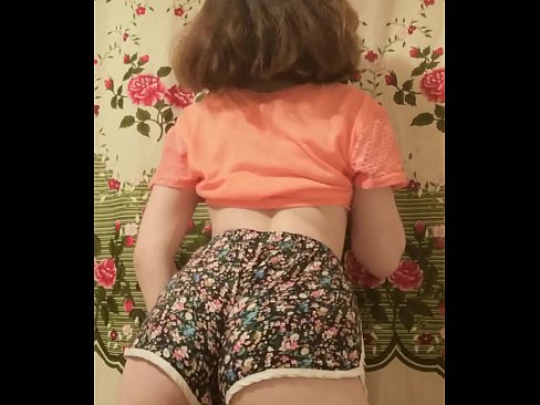 ❤️ Sexy na batang babe na hinuhubad ang kanyang shorts sa camera super porn sa amin ☑