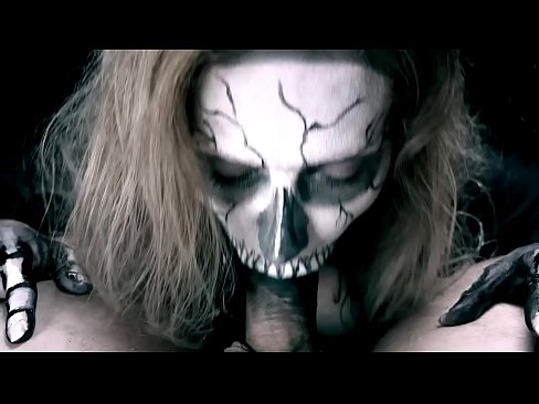 ❤️ Demon girl ng sanggol titi sa kanyang itim na bibig at swallowing cum. super porn sa amin ☑